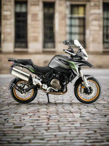 SRT 700X