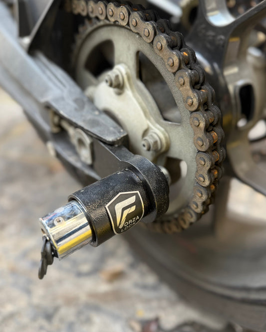 Antifurto FORZALOCK per Aprilia Dorsoduro 900 — Acciaio C45 Made in Italy